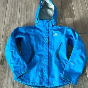 Women’s Northface shell Hyvent  jacket